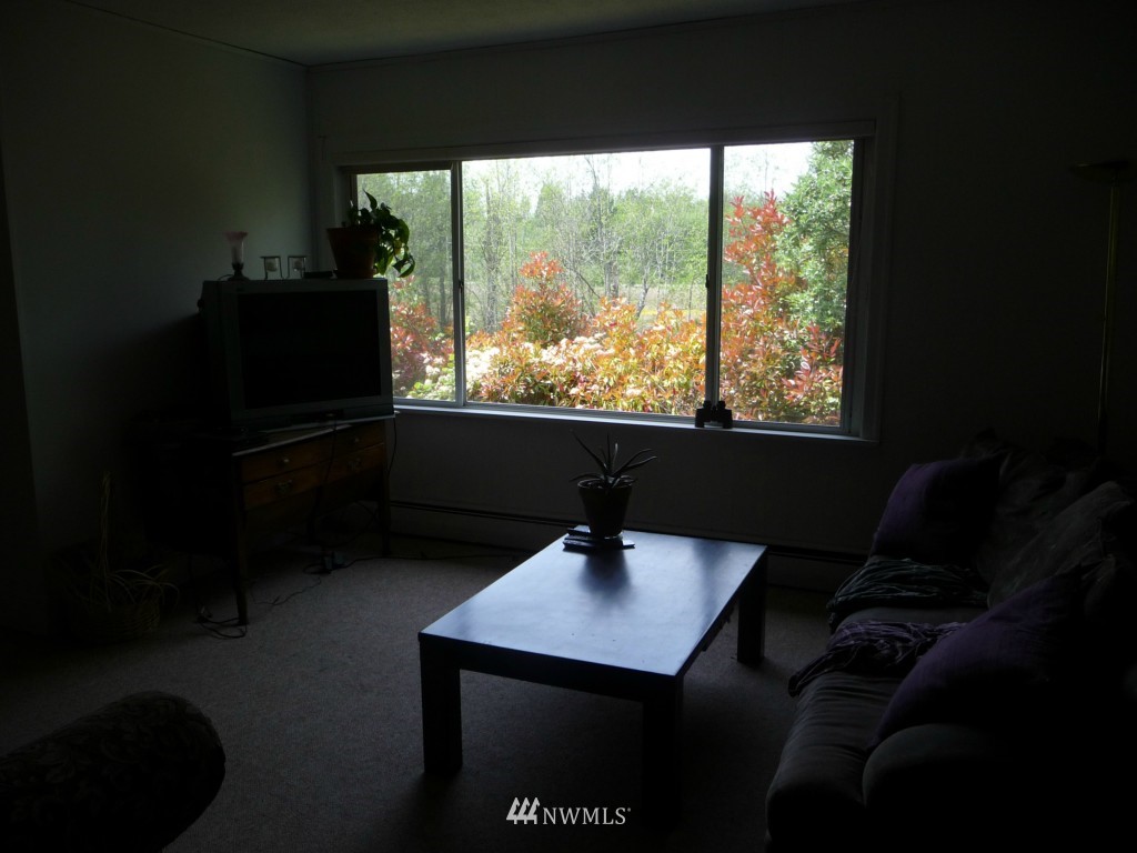 3367 Northeast Iverson Road Poulsbo, WA 98370 - Photo 14 of 25 Gallery Image 14