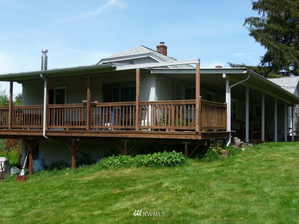 3367 Northeast Iverson Road Poulsbo, WA 98370 - Photo 5 of 25 Gallery Image 5