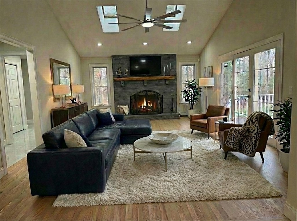 5 Connor Lane Barrington, RI 02806 - Photo 7 of 24