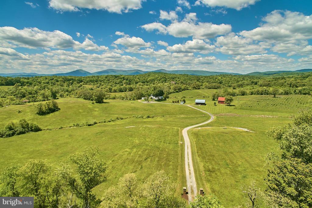 5396 Washwright Road Hume, VA 22639 - Photo 3 of 30 Glorious Countryside