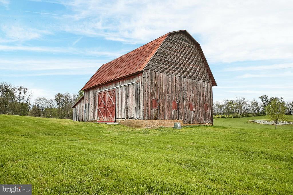 5396 Washwright Road Hume, VA 22639 - Photo 26 of 30 Restored Gambrel Barn