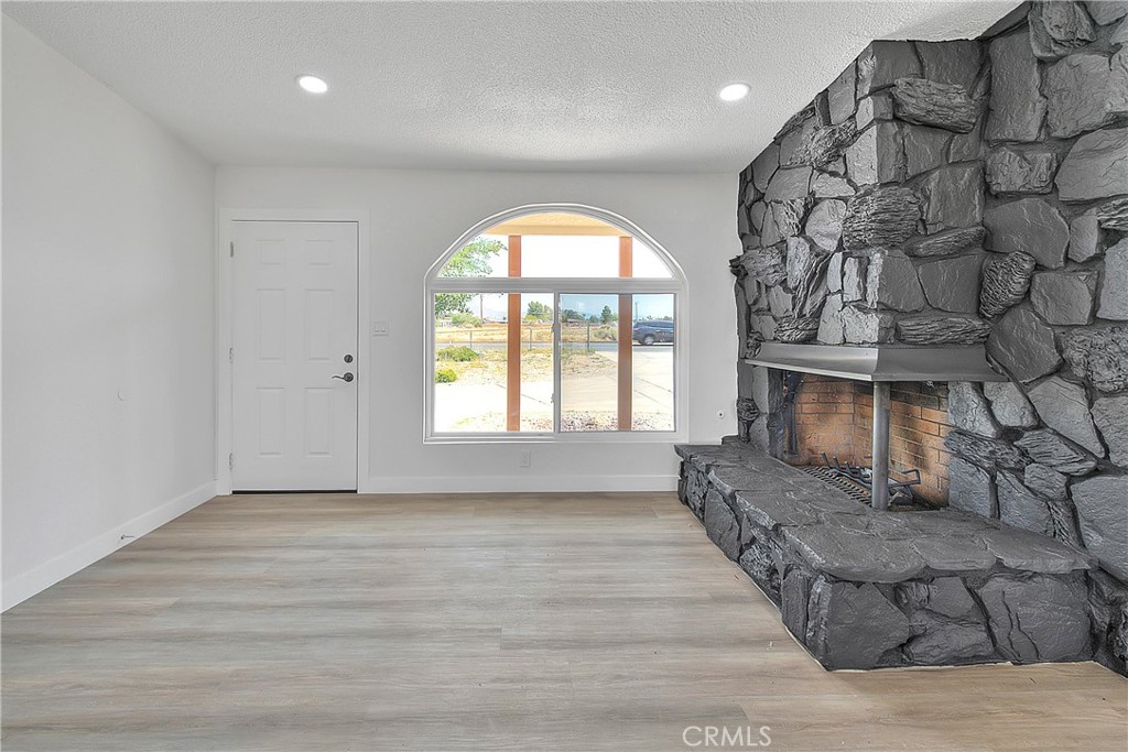 20916 Thunderbird Road Apple Valley, CA 92307 - Photo 20 of 33