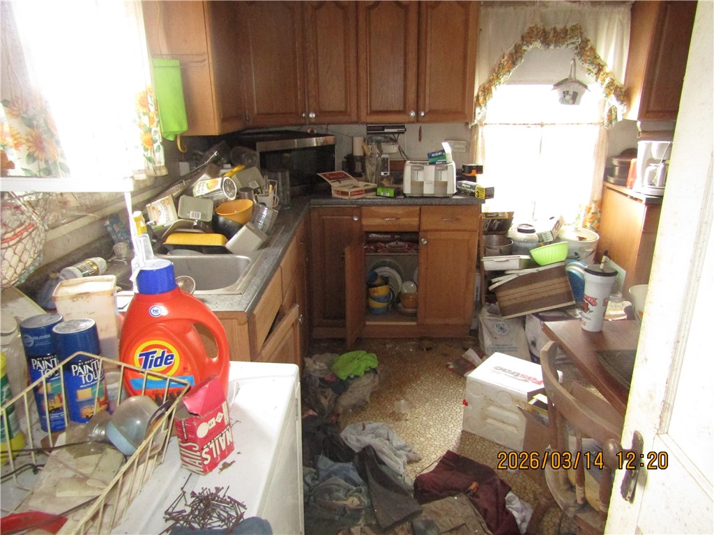 24 Stanton Street Painted Post, NY 14870 - Photo 8 of 18 Kitchen