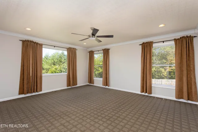 $550,000 | 203 Meadow Green Lane, Dayton, TN 37321