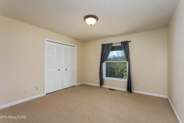 $550,000 | 203 Meadow Green Lane, Dayton, TN 37321