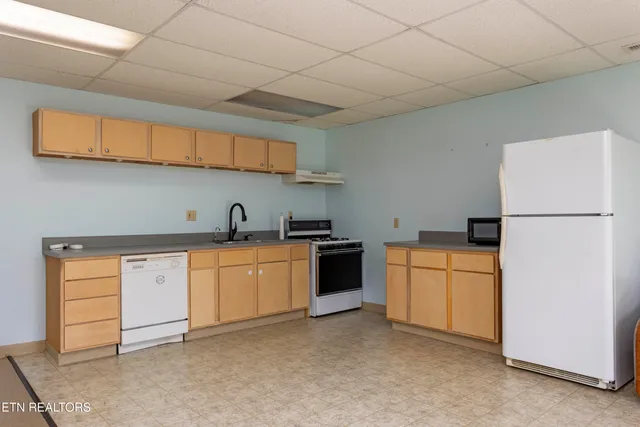 $550,000 | 203 Meadow Green Lane, Dayton, TN 37321