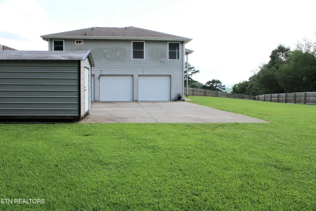 $550,000 | 203 Meadow Green Lane, Dayton, TN 37321