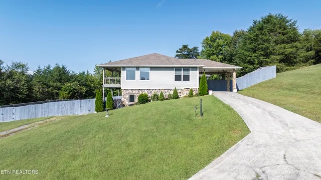 $550,000 | 203 Meadow Green Lane, Dayton, TN 37321