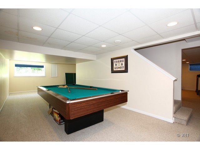1933 Pine Road Lisle, IL 60532 - Photo 5 of 12 a room with pool table