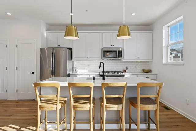 $399,900 | 6980 Huckleberry Drive, Minnetrista, MN 55331