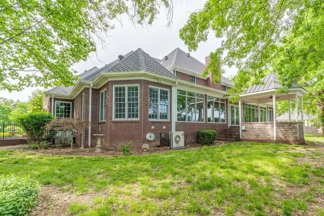 $2,400,000 | 2081 Mossy Oak Circle, Clarksville, TN 37043