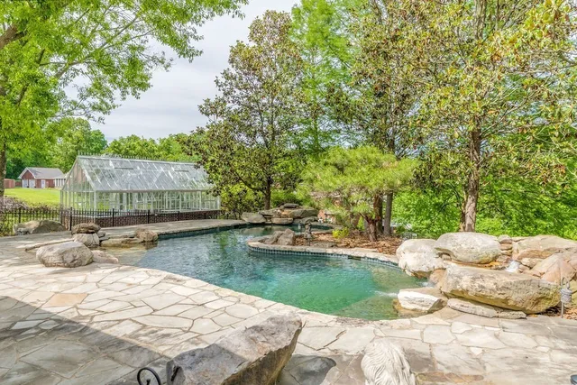 $2,400,000 | 2081 Mossy Oak Circle, Clarksville, TN 37043