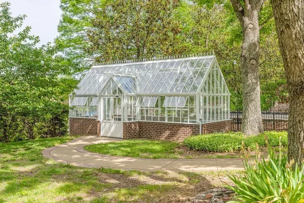 $2,300,000 | 2081 Mossy Oak Circle, Clarksville, TN 37043