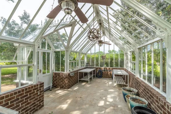 $2,300,000 | 2081 Mossy Oak Circle, Clarksville, TN 37043