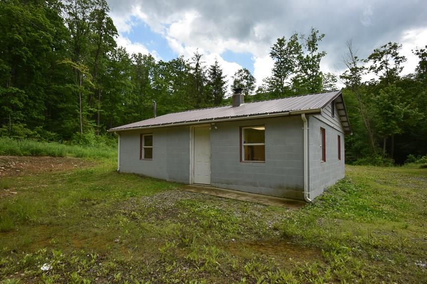 301 Middle Fork Road Normalville, PA 15469 - Photo 15 of 20