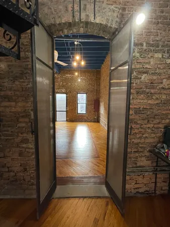 $4,000,000 | 1111 West Randolph Street, Chicago, IL 60607