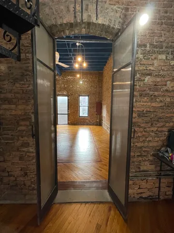 $4,000,000 | 1111 West Randolph Street, Chicago, IL 60607