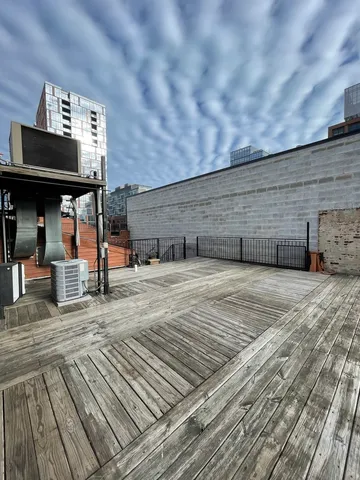 $4,000,000 | 1111 West Randolph Street, Chicago, IL 60607