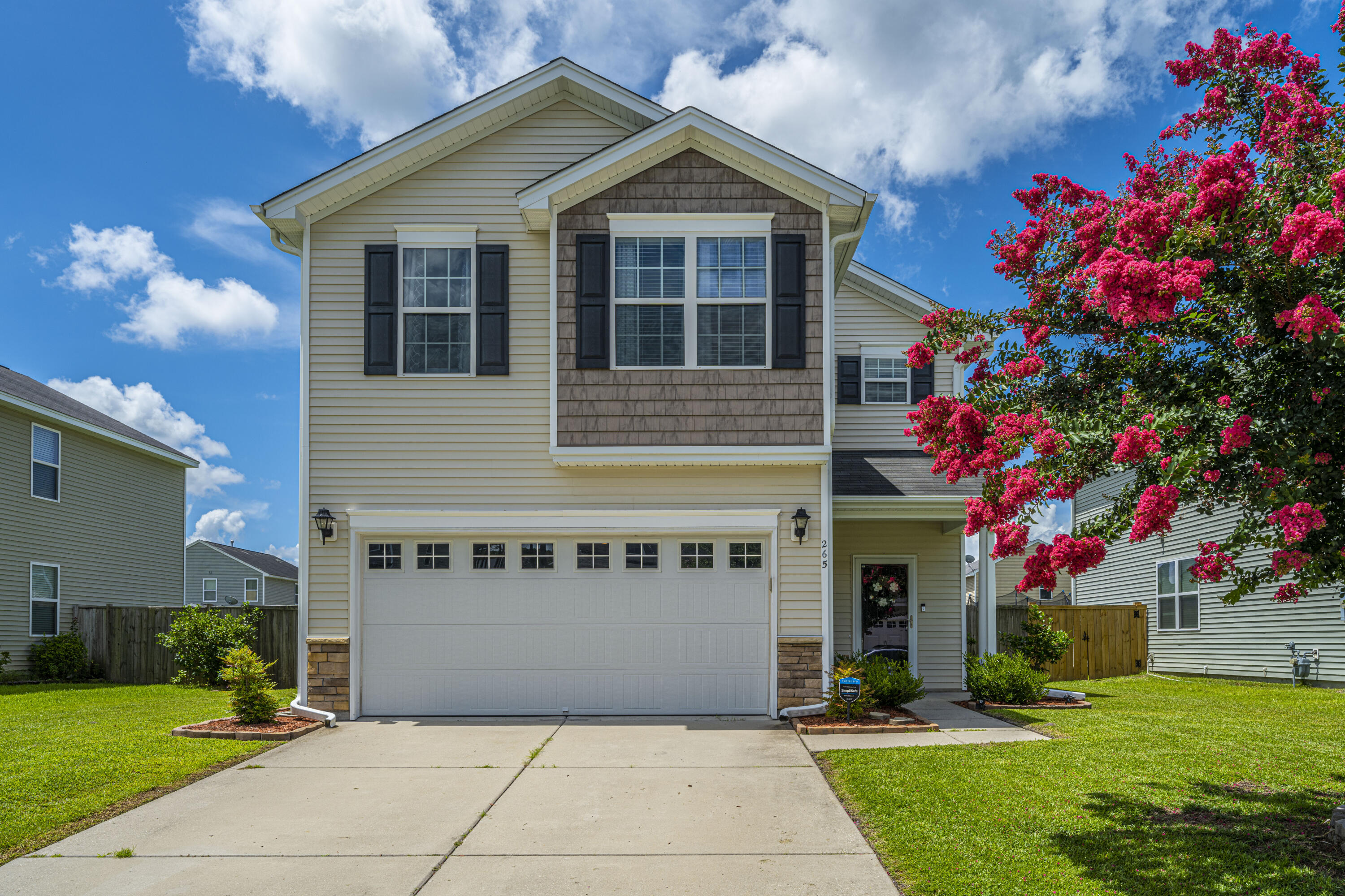 265 Cameron Street Summerville, SC 29486 - Photo 1 of 42 DSC_1401