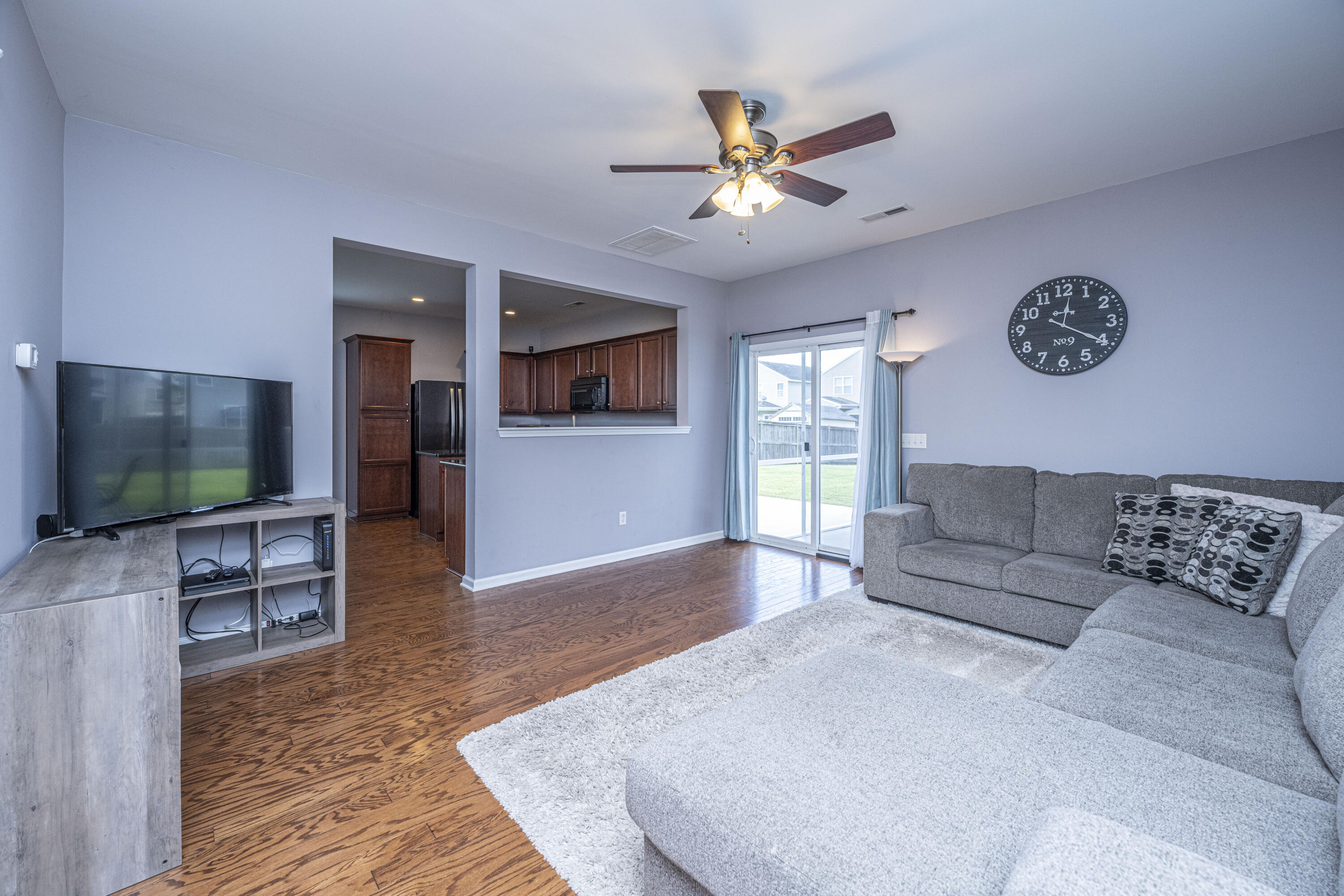 265 Cameron Street Summerville, SC 29486 - Photo 6 of 42 DSC_1404
