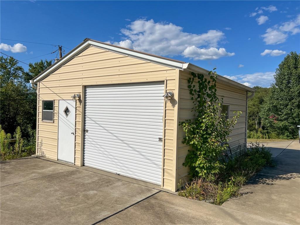 364 Little Creek Road Harmony, PA 16037 - Photo 17 of 28