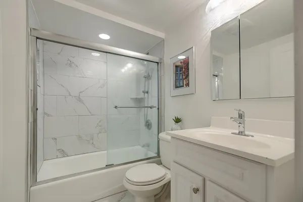 $3,500 | 381 Marlborough Street, Unit 1, Boston, MA 02115