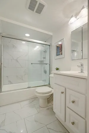 $3,500 | 381 Marlborough Street, Unit 1, Boston, MA 02115