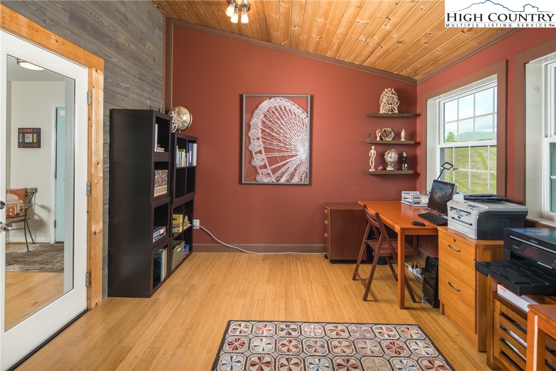 73 Walter Ridge Road West Jefferson, NC 28694 - Photo 19 of 39 Gallery Image 19