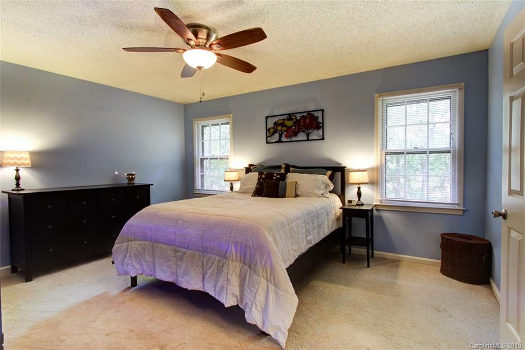 11077 Painted Tree Road Charlotte, NC 28226 - Photo 12 of 22 Gallery Image 12