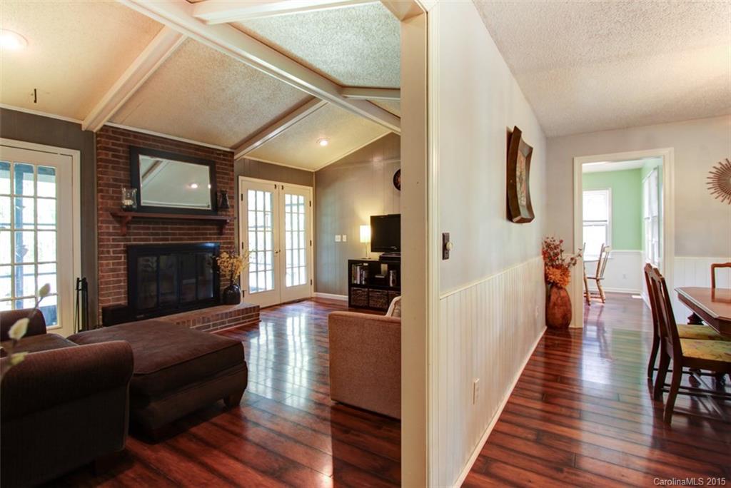 11077 Painted Tree Road Charlotte, NC 28226 - Photo 8 of 22 Gallery Image 8