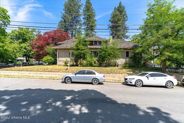 $1,025,000 | 602 North Government Way, Coeur D'Alene, ID 83814