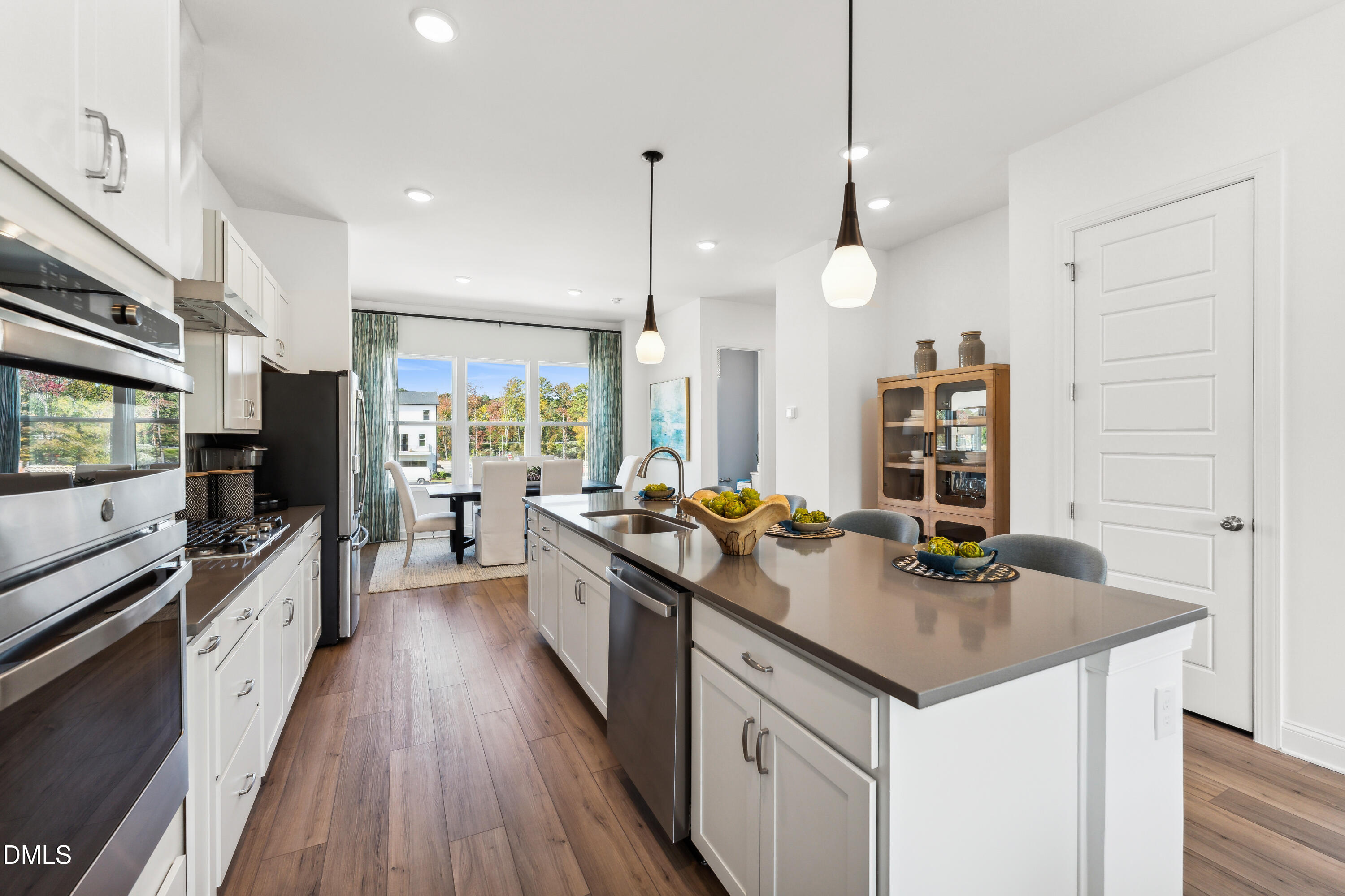 2702 Kempthorne Road Cary, NC 27519 - Photo 7 of 32 10-print-DSC06269