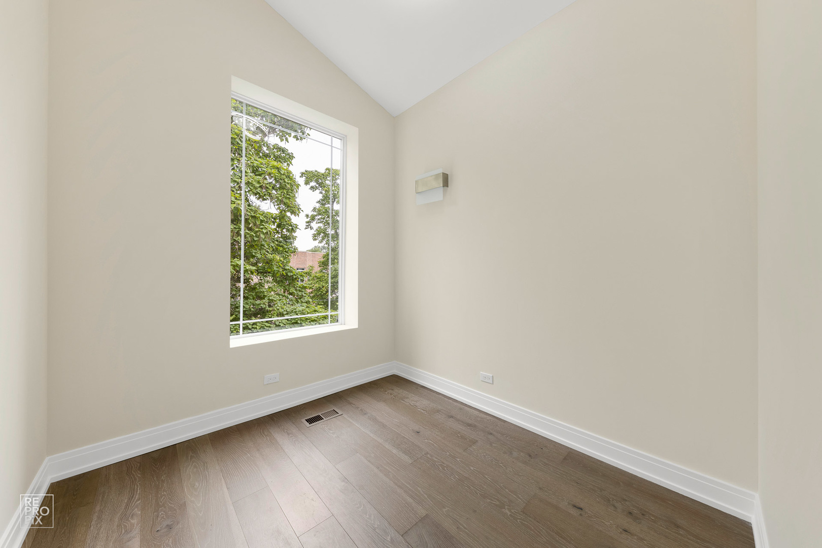 6511 South Evans Avenue Chicago, IL 60637 - Photo 16 of 19