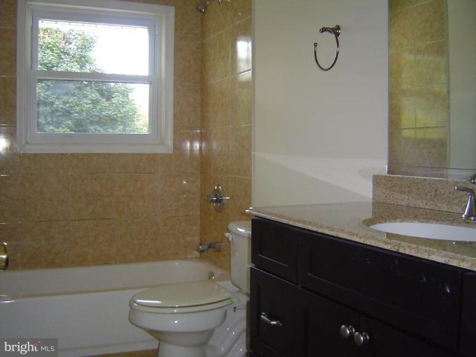 306 Estate Road Reisterstown, MD 21136 - Photo 17 of 21 Bath #1