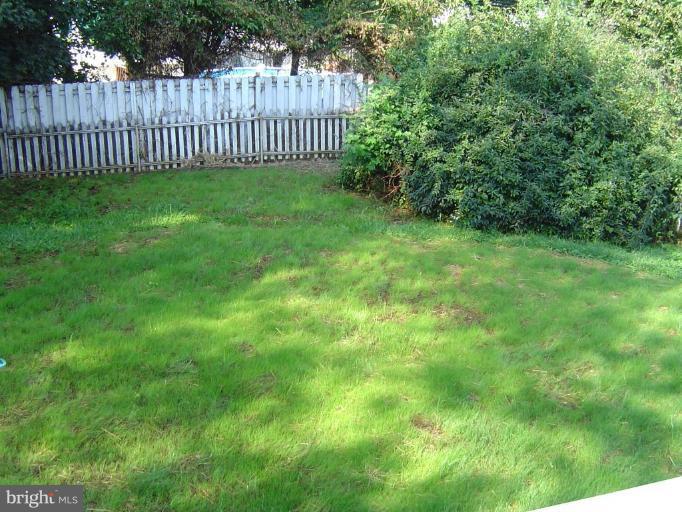306 Estate Road Reisterstown, MD 21136 - Photo 6 of 21 Back yard