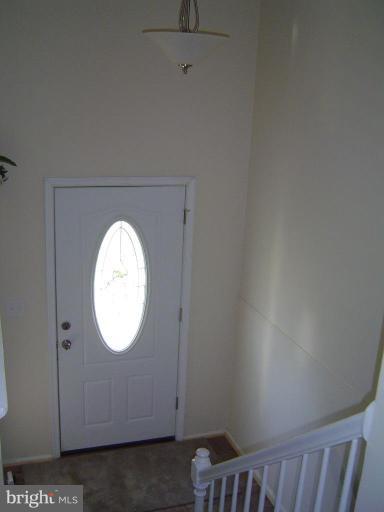 306 Estate Road Reisterstown, MD 21136 - Photo 8 of 21 Entrance / Foyer