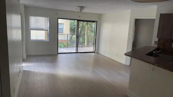 $2,000 | 9999 Summerbreeze Drive, Unit 917, Sunrise, FL 33322