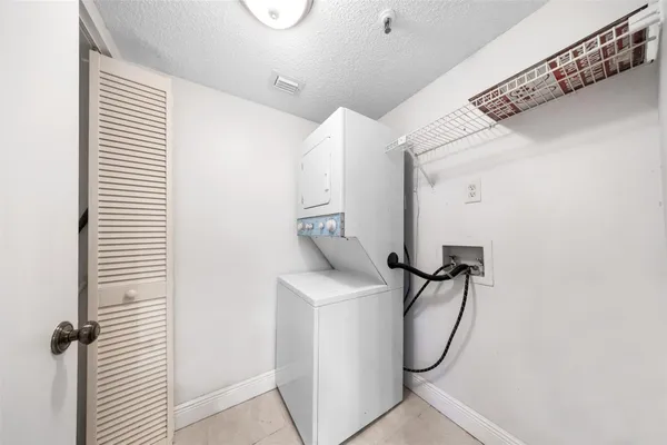 $2,100 | 2202 South Cypress Bend Drive, Unit 207, Pompano Beach, FL 33069