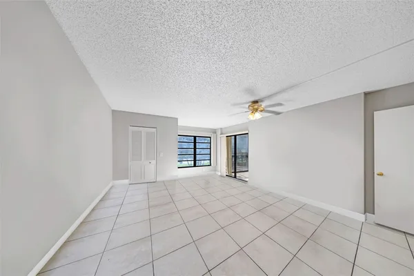 $2,100 | 2202 South Cypress Bend Drive, Unit 207, Pompano Beach, FL 33069