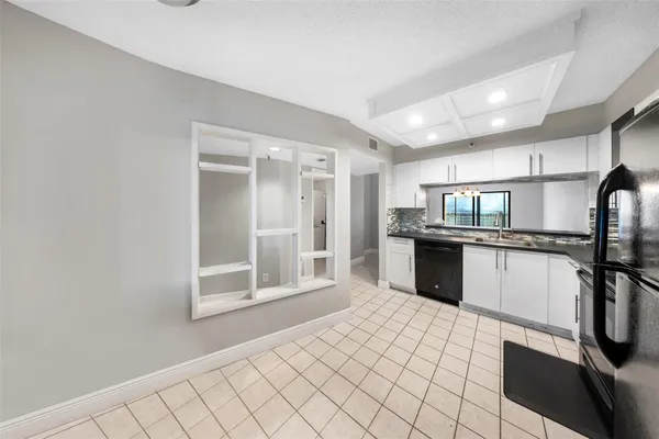 $2,100 | 2202 South Cypress Bend Drive, Unit 207, Pompano Beach, FL 33069
