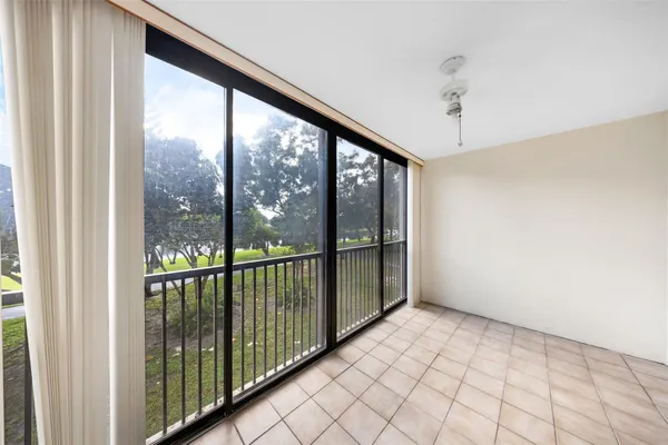 $2,100 | 2202 South Cypress Bend Drive, Unit 207, Pompano Beach, FL 33069