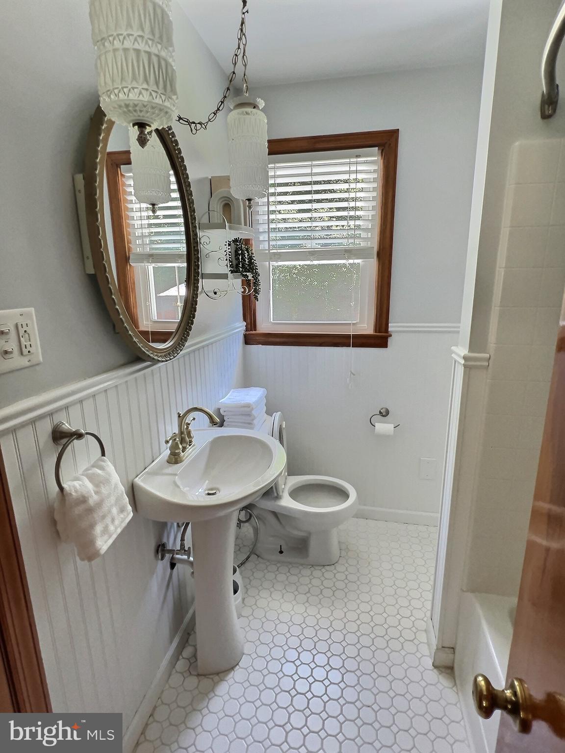 4900 Ridge Road Baltimore, MD 21237 - Photo 10 of 18 Gallery Image 10