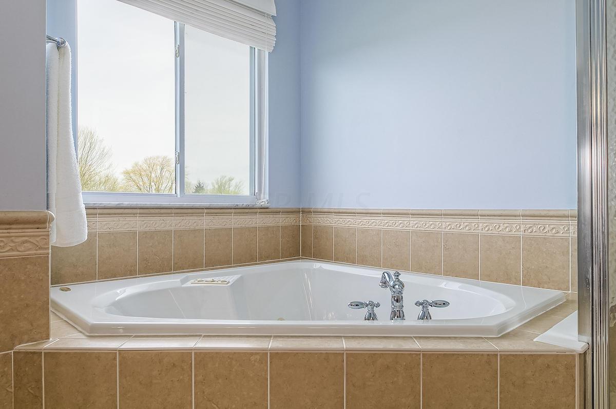 1566 Hanover Road Delaware, OH 43015 - Photo 22 of 38