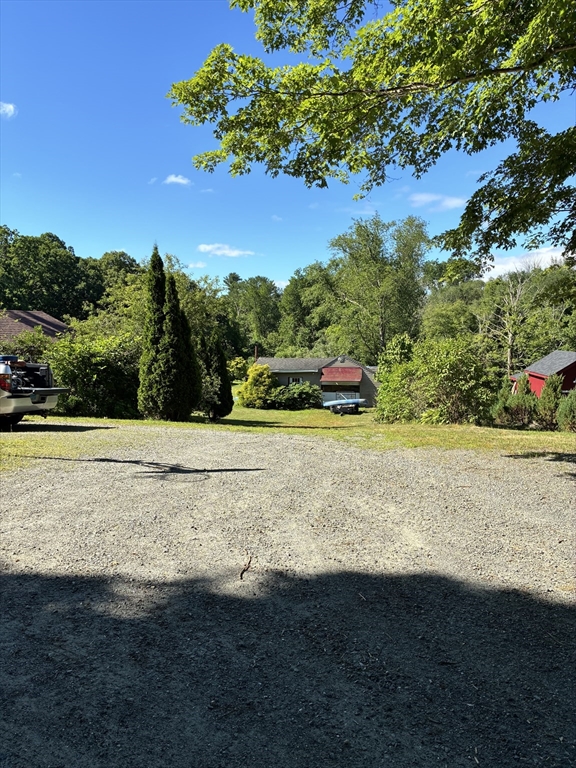 514 Mashamoquet Road Pomfret, CT 06259 - Photo 9 of 36 Gallery Image 9