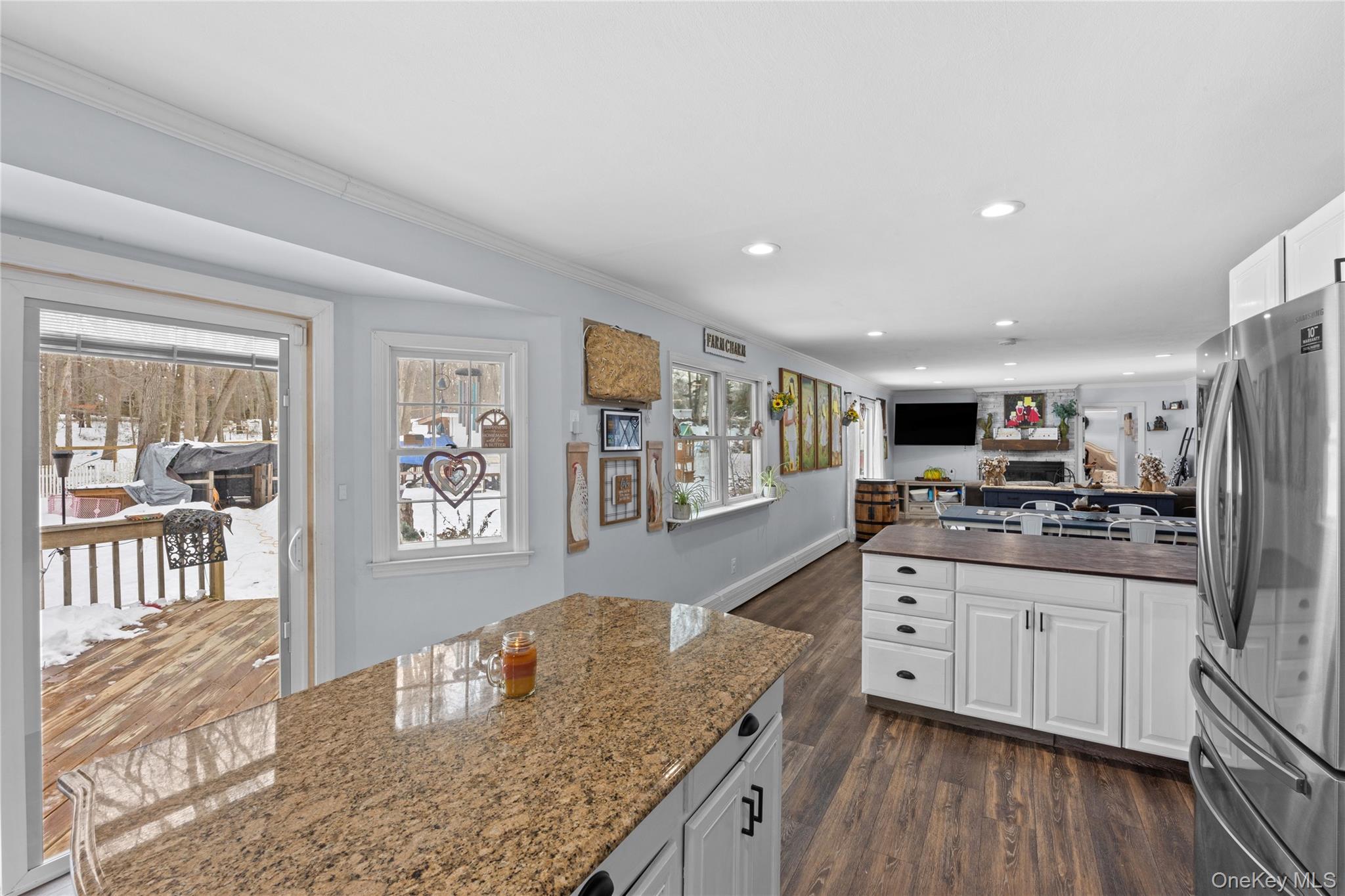 33 Randall Road Wading River, NY 11792 - Photo 11 of 43