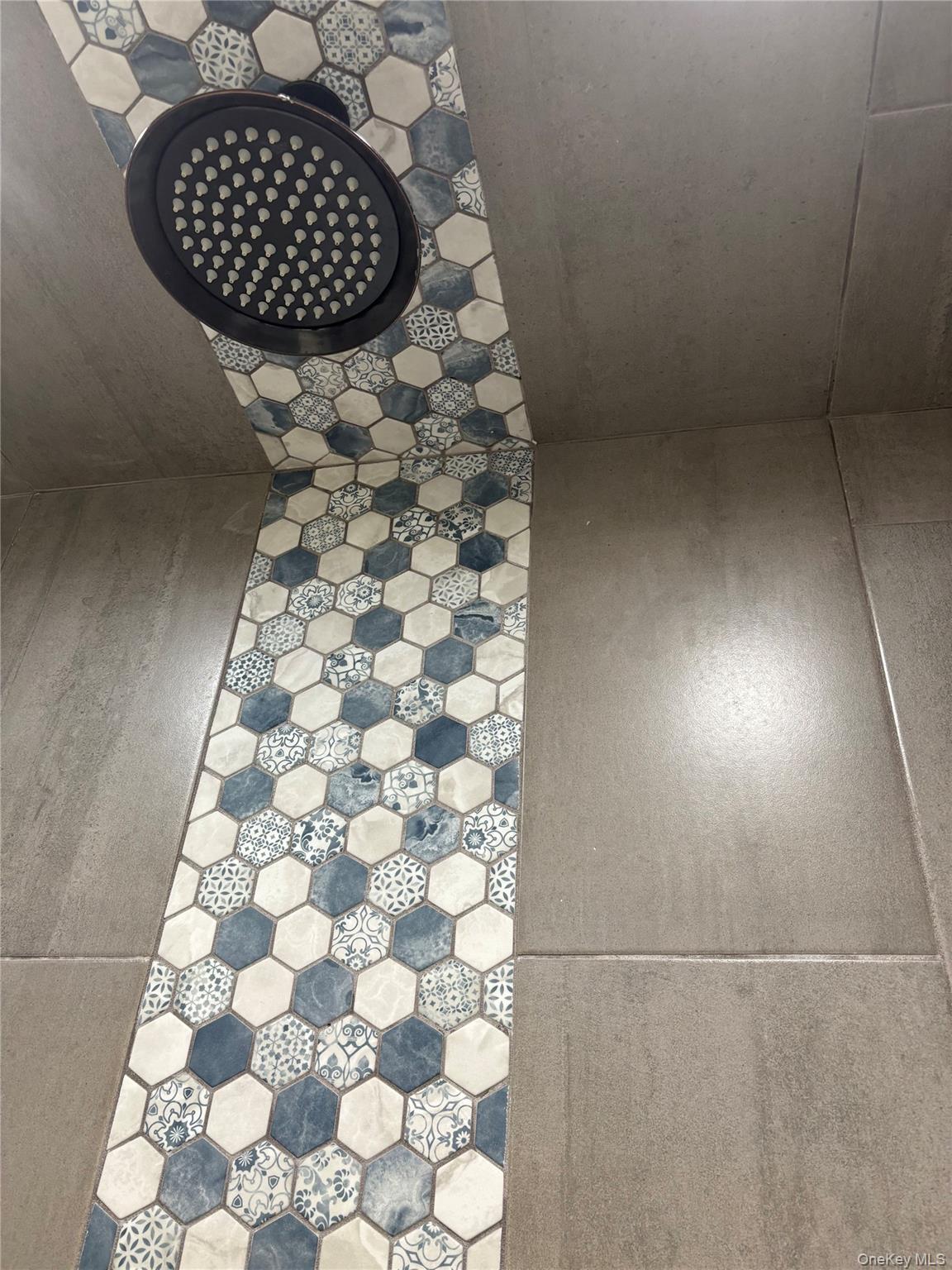 33 Randall Road Wading River, NY 11792 - Photo 25 of 43