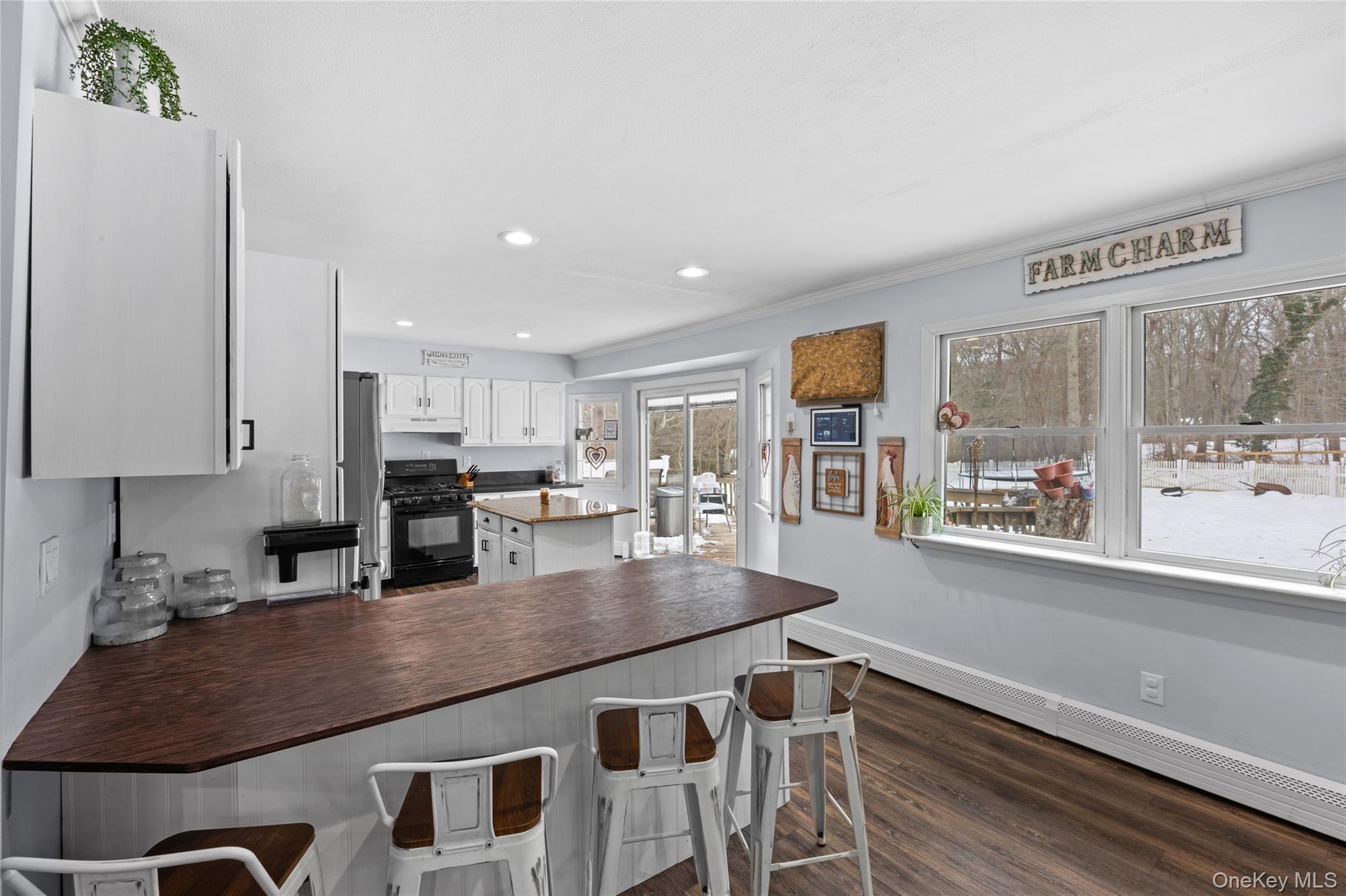 33 Randall Road Wading River, NY 11792 - Photo 7 of 43