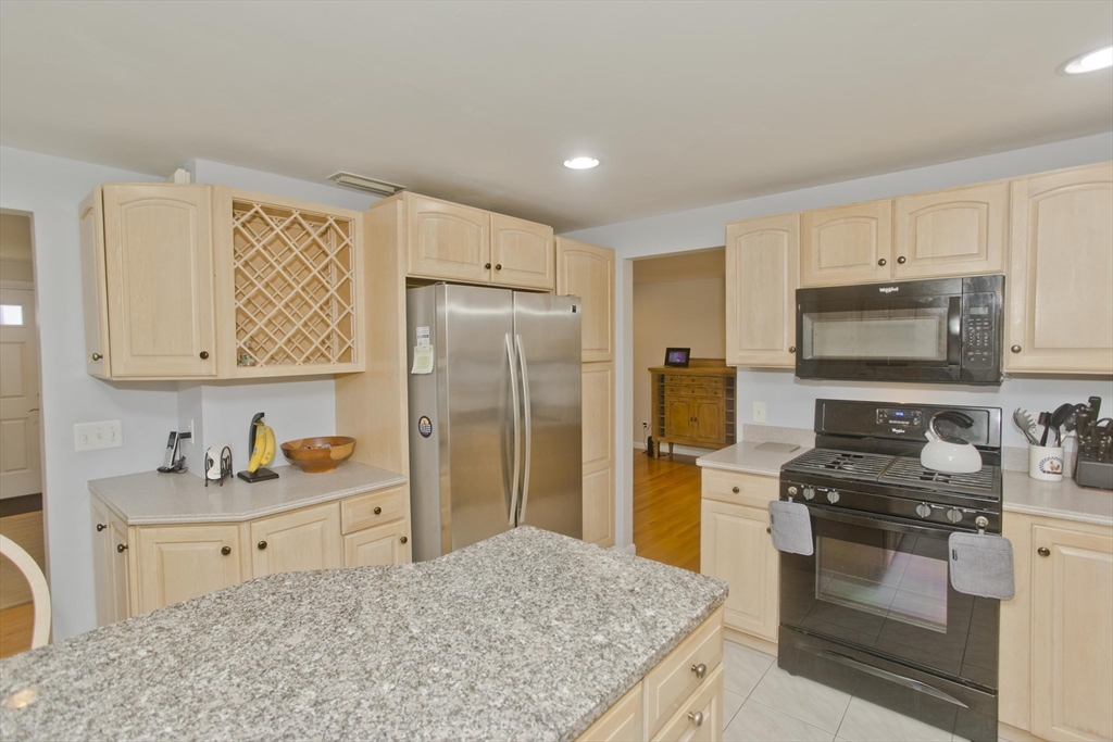 54 Sterling Road Holyoke, MA 01040 - Photo 25 of 37 Gallery Image 25