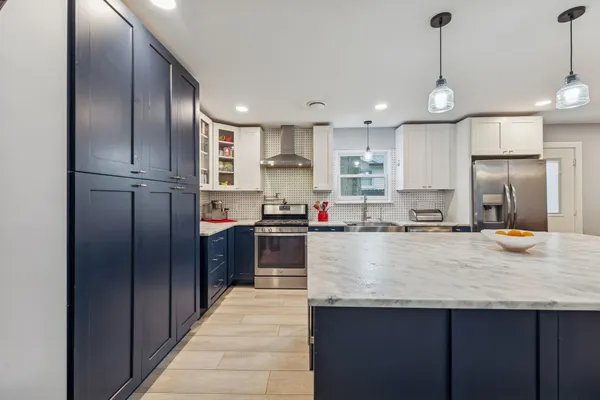 $650,000 | 800 Del Rio Pike, Franklin, TN 37064