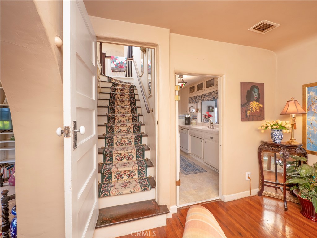 4600 Sunnyside Drive Riverside, CA 92506 - Photo 13 of 73